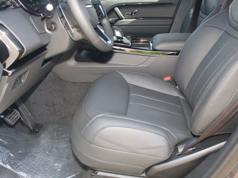 New 2025 Land Rover Range Rover Sport SE AWD/4WD image 35