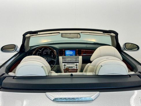 Used 2007 Lexus SC 430 Convertible image 8