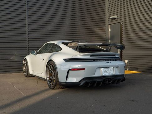 Used 2026 Porsche 911 GT3 RWD image 3