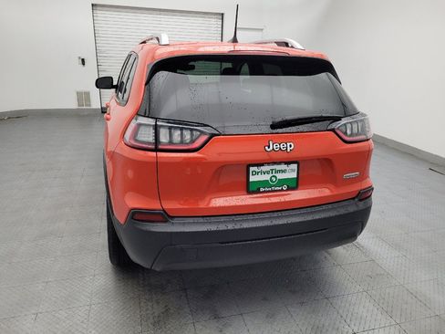 Used 2021 Jeep Cherokee Latitude FWD image 6