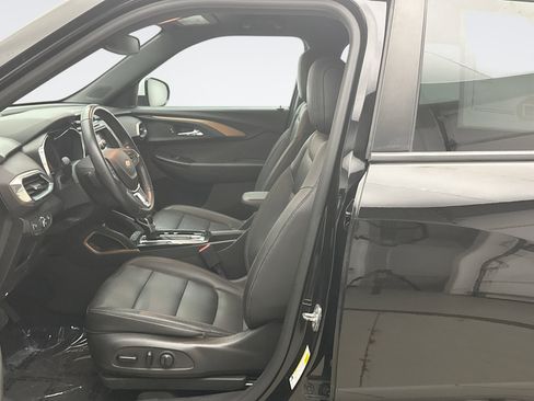 Used 2021 Chevrolet TrailBlazer ACTIV w/ Technology Package AWD/4WD image 11