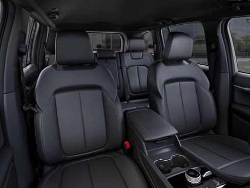 New 2025 Jeep Grand Cherokee Limited w/ Black Appearance Package image 43