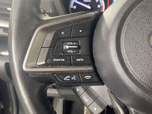 Used 2023 Subaru Forester Premium AWD/4WD image 25