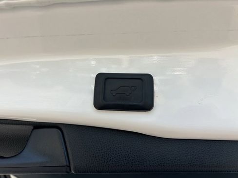 Used 2024 Toyota RAV4 XLE w/ Convenience Package FWD image 49