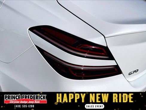 Used 2023 Genesis G70 2.0T image 23