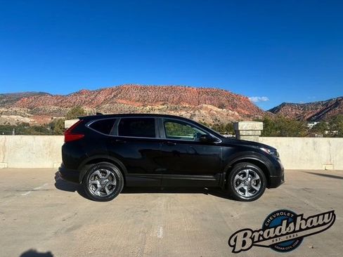 Used 2017 Honda CR-V EX-L image 3