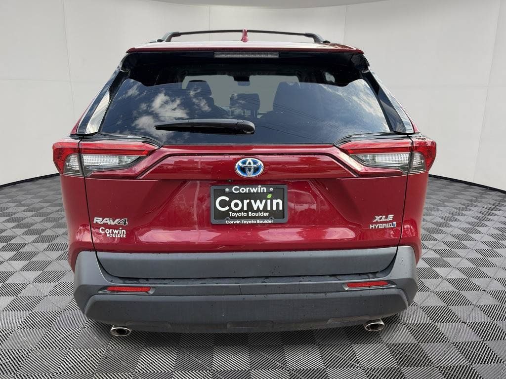 Used 2024 Toyota RAV4 XLE w/ Convenience Package AWD/4WD image 8