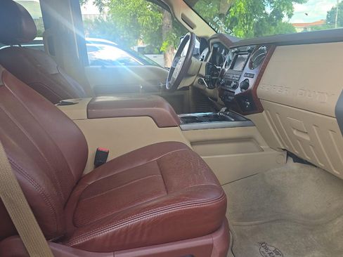 Used 2012 Ford F250 King Ranch w/ King Ranch w/Chrome Pkg AWD/4WD image 16