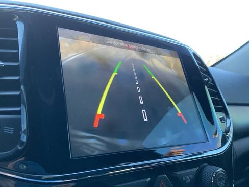 Used 2019 Jeep Grand Cherokee Altitude image 6