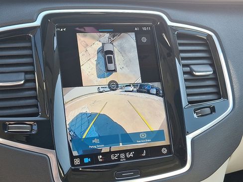 Certified 2024 Volvo XC90 B6 Plus w/ Protection Package image 21