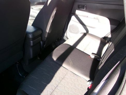 Used 2025 Mitsubishi Outlander Sport ES AWD/4WD image 9