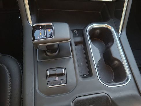 Used 2024 GMC Sierra 1500 Denali w/ Denali Reserve Package image 15