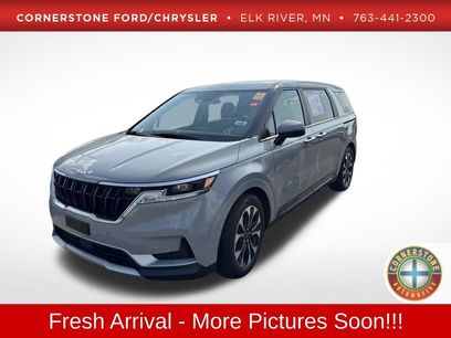 Used 2024 Kia Carnival EX