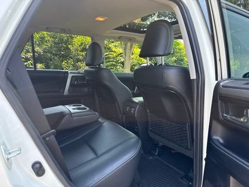 Used 2018 Toyota 4Runner Limited AWD/4WD image 39