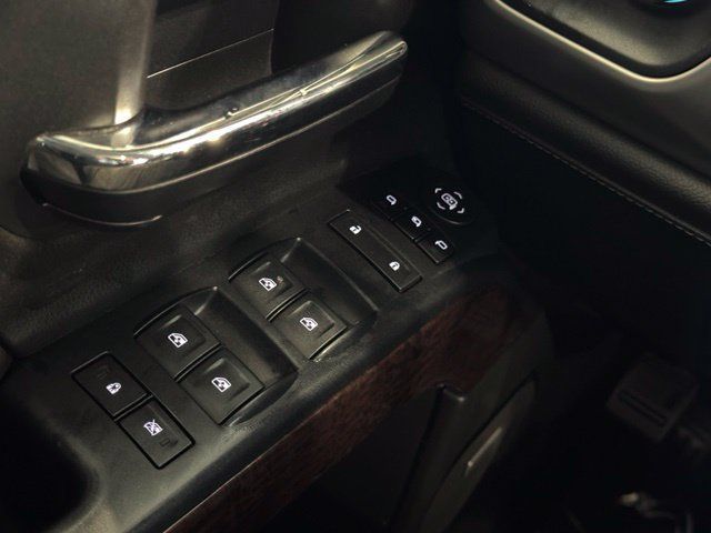 Used 2018 GMC Sierra 1500 SLT AWD/4WD image 32