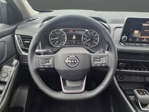 New 2026 Nissan Rogue SV AWD/4WD image 22