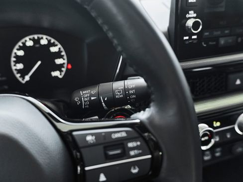 Used 2023 Honda CR-V EX-L image 23