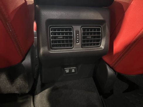 Used 2025 Toyota Camry XSE image 40