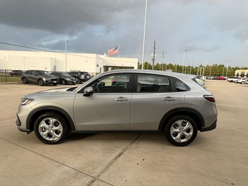 Certified 2025 Honda HR-V LX image 5