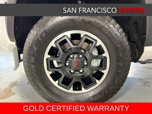 Certified 2025 Toyota Tacoma TRD Off-Road image 9