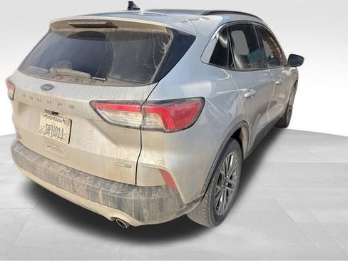 Used 2020 Ford Escape SEL image 16