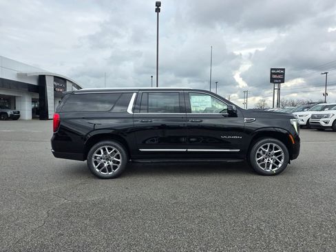 New 2026 GMC Yukon XL Elevation image 9