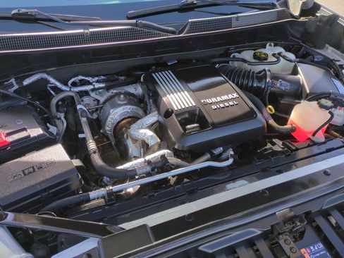 Used 2021 Chevrolet Silverado 1500 LT w/ Z71 Off-Road Package image 29