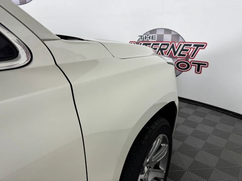 Used 2015 Cadillac Escalade Premium AWD/4WD image 33