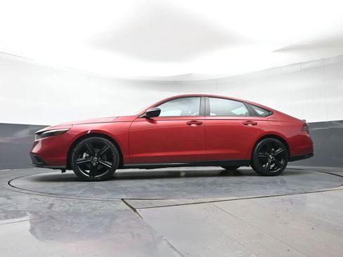 Used 2023 Honda Accord Sport image 26