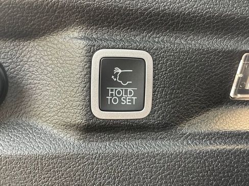 New 2025 Jeep Grand Cherokee L Limited w/ Black Appearance Package image 20