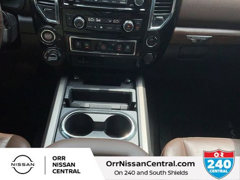 Used 2021 Nissan Titan Platinum Reserve w/ Moonroof Package AWD/4WD image 24