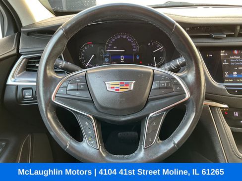 Used 2019 Cadillac XT5 Luxury image 3