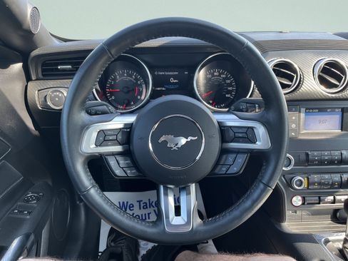 Used 2021 Ford Mustang Coupe RWD image 17