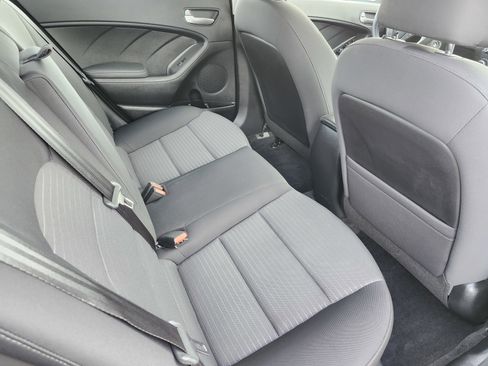 Used 2018 Kia Forte LX w/ LX Popular Package image 19