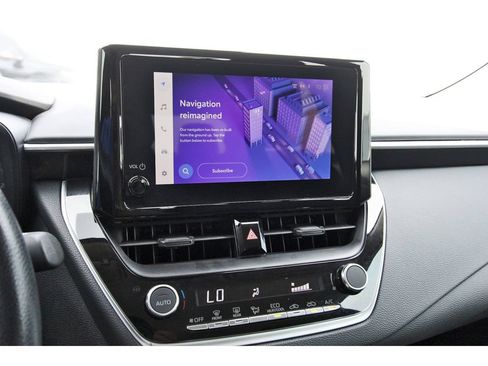 Used 2024 Toyota Corolla LE FWD image 21