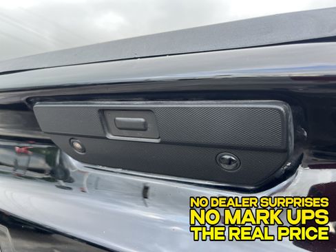 Used 2020 Chevrolet Silverado 1500 LT w/ Texas Edition RWD image 4
