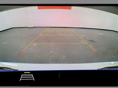 Used 2022 Buick Encore Preferred w/ Safety Package AWD/4WD image 28