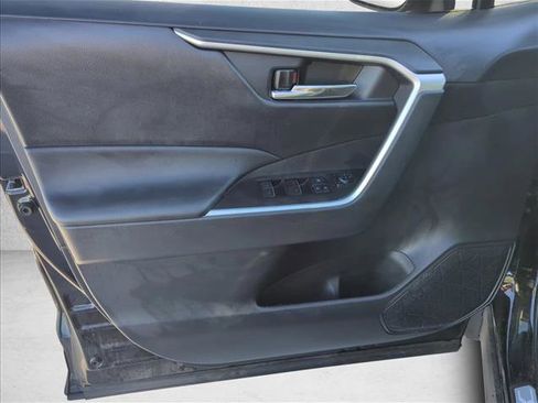 Used 2024 Toyota RAV4 Hybrid Woodland image 7