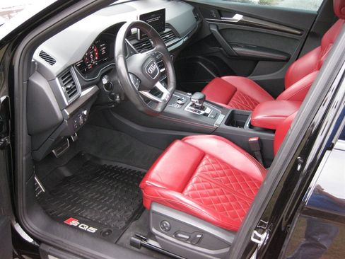 Used 2018 Audi SQ5 Prestige w/ Prestige Package image 12