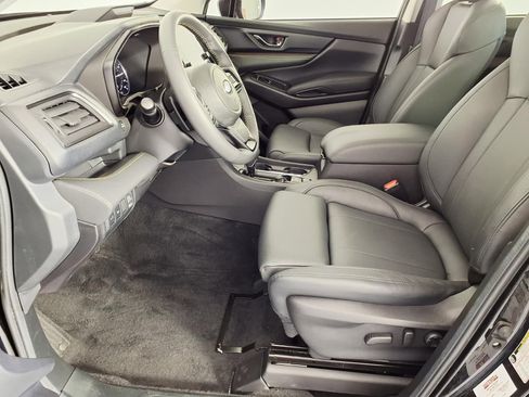 Used 2025 Subaru Ascent Bronze Edition image 13