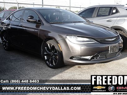Used 2016 Chrysler 200 S w/ Comfort Group