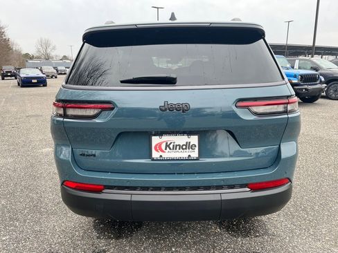 New 2026 Jeep Grand Cherokee L Limited w/ Limited Altitude Package AWD/4WD image 27