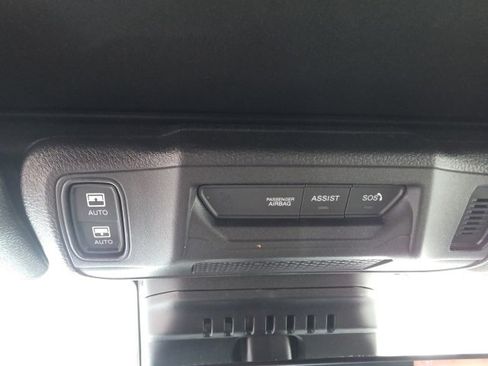 Used 2024 Jeep Wrangler High Altitude image 24