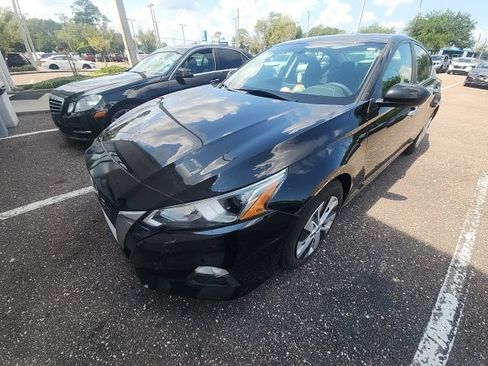 Used 2020 Nissan Altima 2.5 S FWD image 3