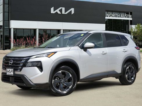Used 2024 Nissan Rogue SV AWD/4WD image 1