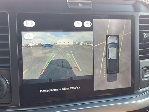 New 2026 Ford F250 4x4 Crew Cab Super Duty image 7