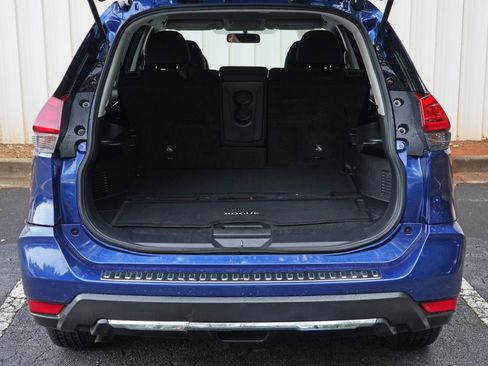 Used 2017 Nissan Rogue S AWD/4WD image 9