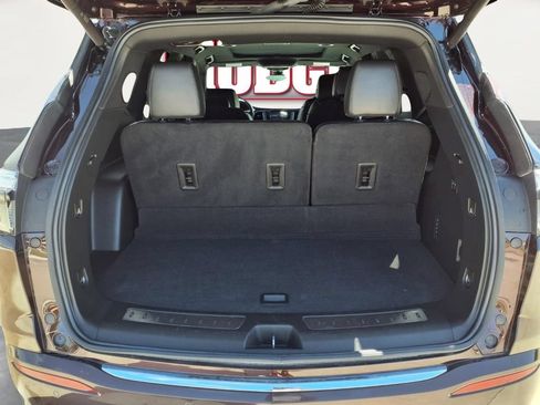 Used 2024 Buick Enclave Avenir w/ Avenir Technology Package AWD/4WD image 25