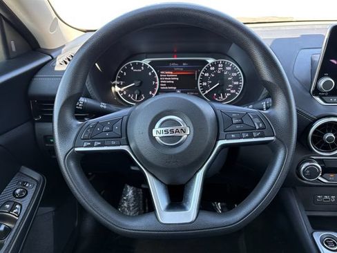 Used 2023 Nissan Sentra SV FWD image 15