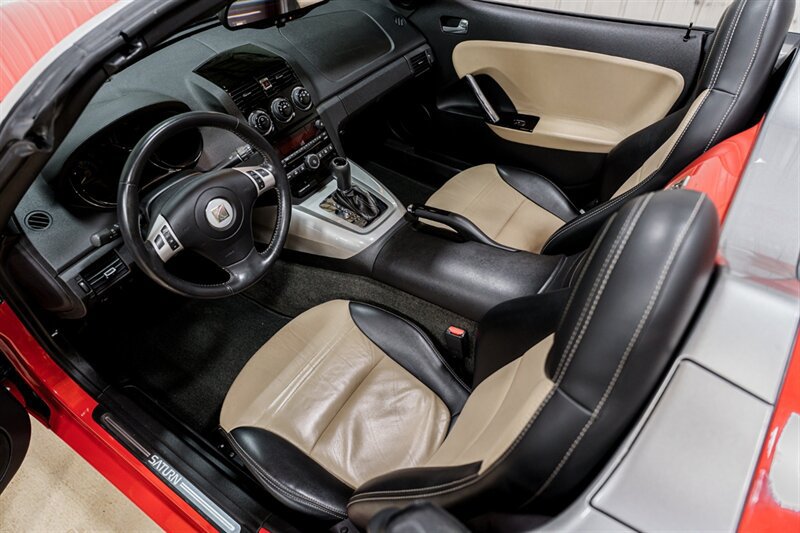 Used 2007 Saturn Sky w/ Premium Trim Pkg RWD image 15
